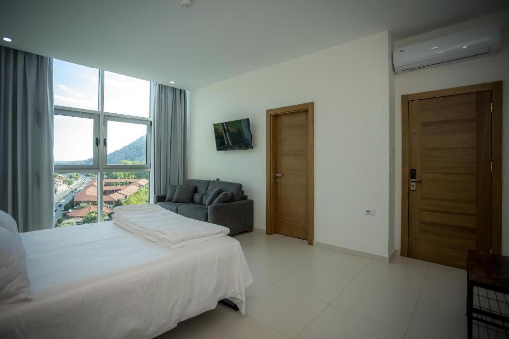 Sky Hotel Shkoder Exterior photo