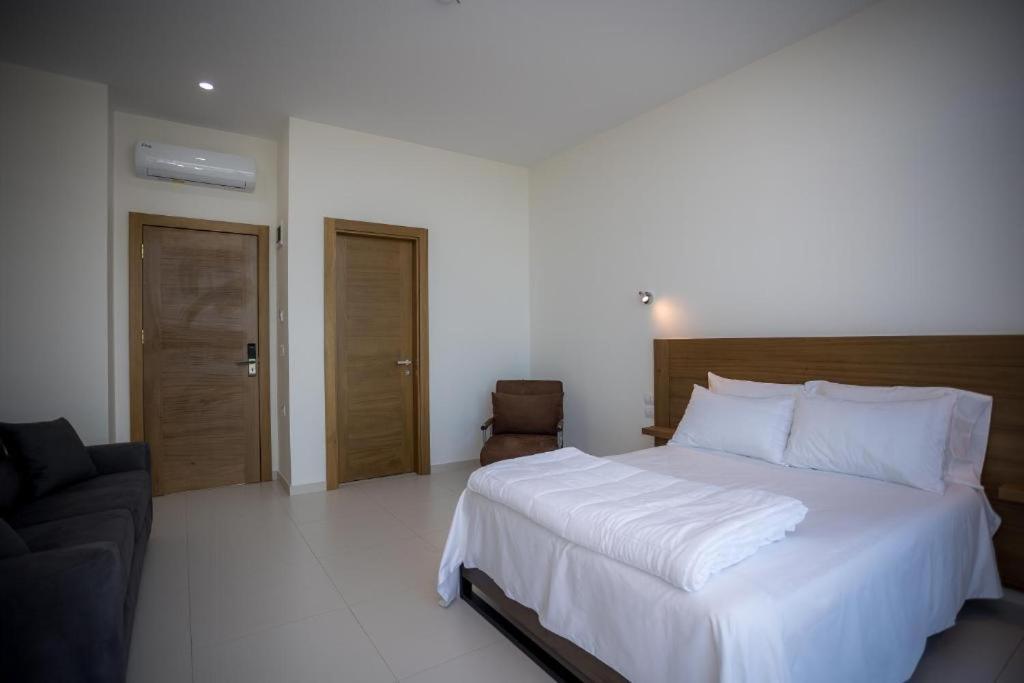 Sky Hotel Shkoder Exterior photo